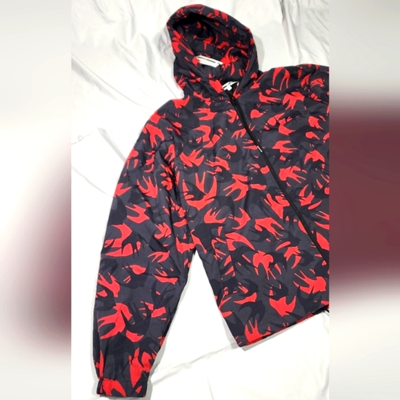 MCQ BY ALEXANDER MCQUEEN Swallow Jacket Black & Red - Picture 3 of 10